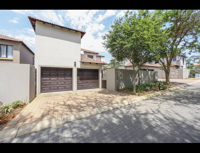 3 BEDROOM CLUSTER TO LET IN CRAIGAVON